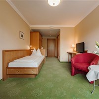 Strandhotel Seerose (W) - ckmarcopolo.cz