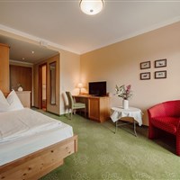 Strandhotel Seerose (W) - ckmarcopolo.cz