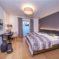 Boutique Hotel Two Timez (W) - ckmarcopolo.cz