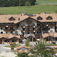 Golf Hotel Folgaria (léto/Sommer) - ckmarcopolo.cz