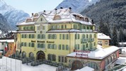 Schloss Hotel Dolomiti****