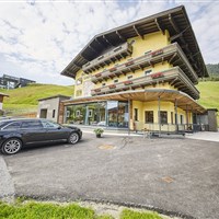 Hotel Gungau (S) - ckmarcopolo.cz